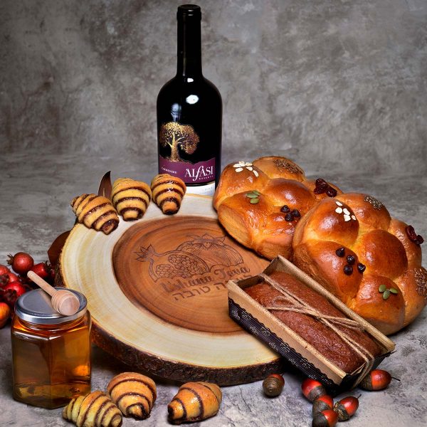 DELUXE Challah Board & Wine Ensemble